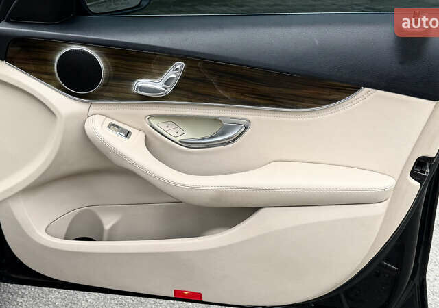 Черный Мерседес Ц-Класс, объемом двигателя 1.99 л и пробегом 235 тыс. км за 19500 $, фото 15 на Automoto.ua