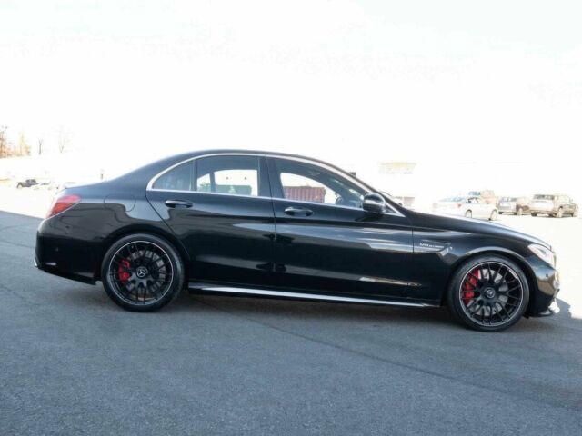 Чорний Мерседес Ц-Клас, об'ємом двигуна 4 л та пробігом 84 тис. км за 7400 $, фото 8 на Automoto.ua