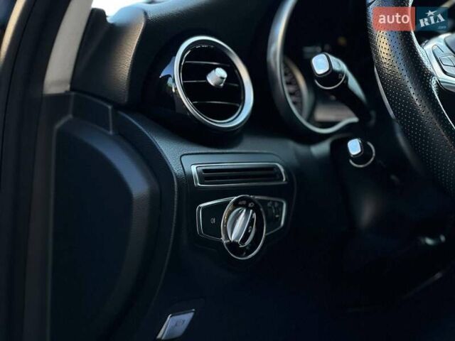 Чорний Мерседес Ц-Клас, об'ємом двигуна 1.99 л та пробігом 246 тис. км за 21800 $, фото 6 на Automoto.ua