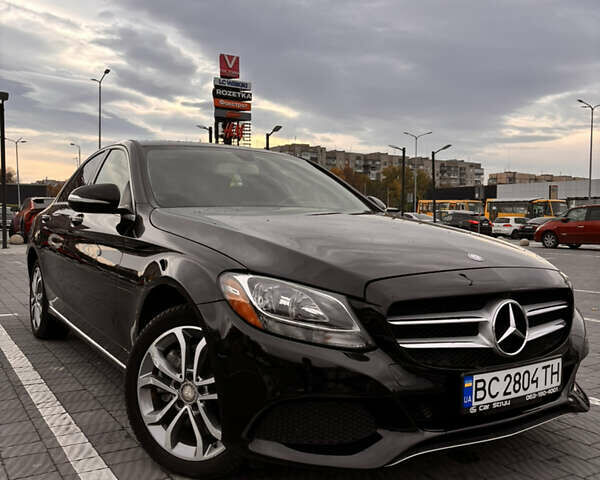 Мерседес Ц-Класс 2015 в Львове на Automoto.ua Черный Мерседес Ц-Класс, объемом двигателя 1.99 л и пробегом 180 тыс. км за 15800 $, фото 3 на Automoto.ua