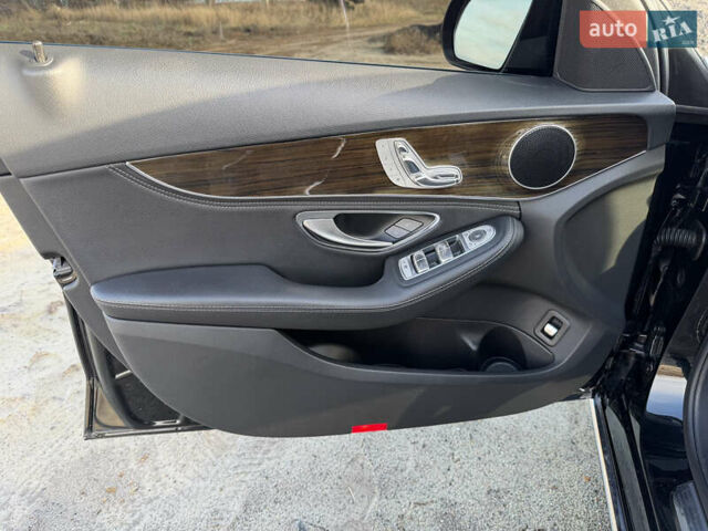 Чорний Мерседес Ц-Клас, об'ємом двигуна 1.99 л та пробігом 104 тис. км за 25000 $, фото 28 на Automoto.ua