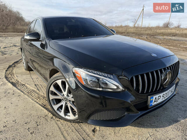 Чорний Мерседес Ц-Клас, об'ємом двигуна 1.99 л та пробігом 104 тис. км за 25000 $, фото 9 на Automoto.ua