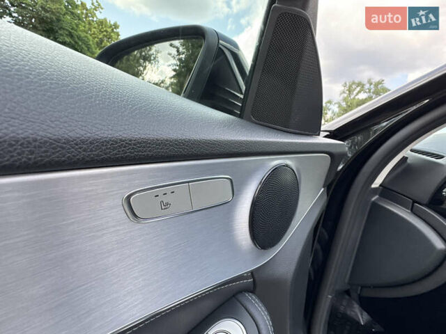 Черный Мерседес Ц-Класс, объемом двигателя 1.6 л и пробегом 232 тыс. км за 18777 $, фото 31 на Automoto.ua