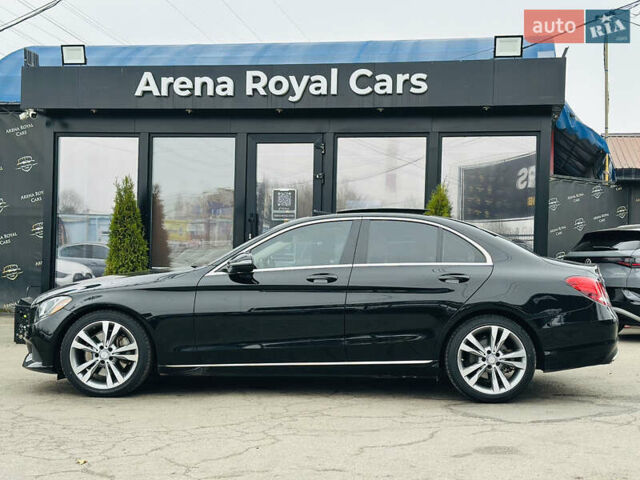 Чорний Мерседес Ц-Клас, об'ємом двигуна 2 л та пробігом 117 тис. км за 17500 $, фото 4 на Automoto.ua