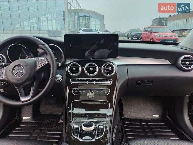 Черный Мерседес Ц-Класс, объемом двигателя 1.99 л и пробегом 105 тыс. км за 21500 $, фото 39 на Automoto.ua