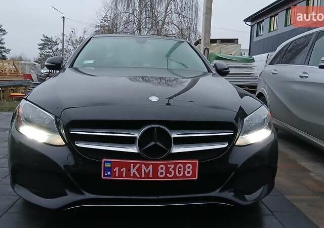 Черный Мерседес Ц-Класс, объемом двигателя 2 л и пробегом 184 тыс. км за 15900 $, фото 5 на Automoto.ua