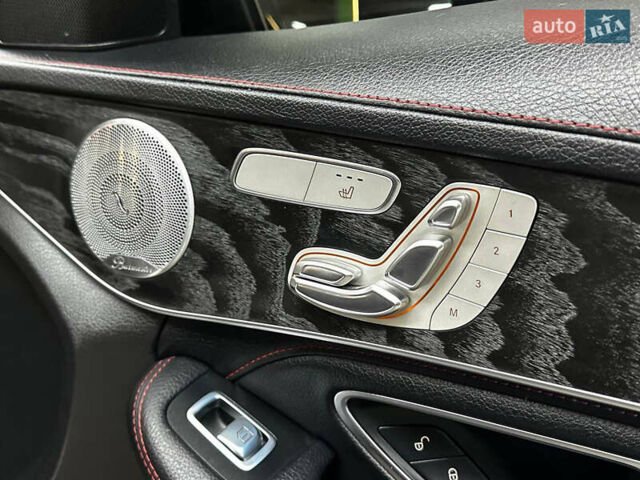 Чорний Мерседес Ц-Клас, об'ємом двигуна 3 л та пробігом 28 тис. км за 32500 $, фото 28 на Automoto.ua