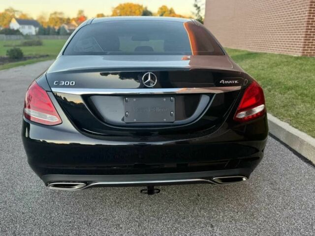 Черный Мерседес Ц-Класс, объемом двигателя 2 л и пробегом 87 тыс. км за 18000 $, фото 8 на Automoto.ua