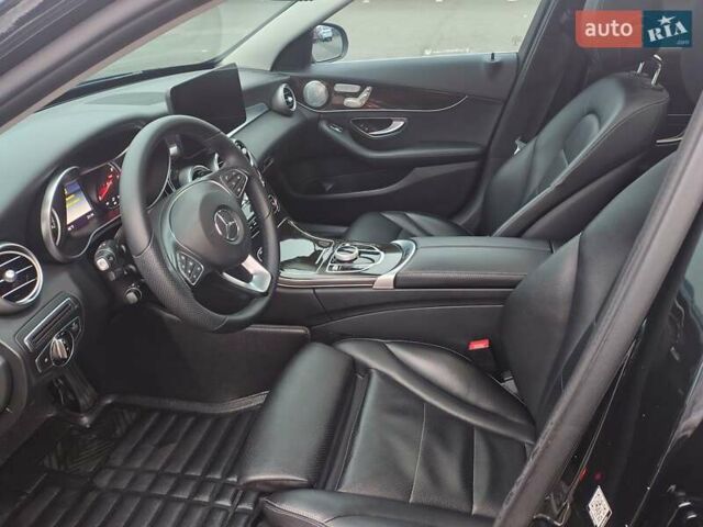 Черный Мерседес Ц-Класс, объемом двигателя 1.99 л и пробегом 105 тыс. км за 21500 $, фото 31 на Automoto.ua