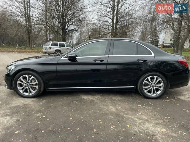 Черный Мерседес Ц-Класс, объемом двигателя 2.14 л и пробегом 340 тыс. км за 18999 $, фото 10 на Automoto.ua