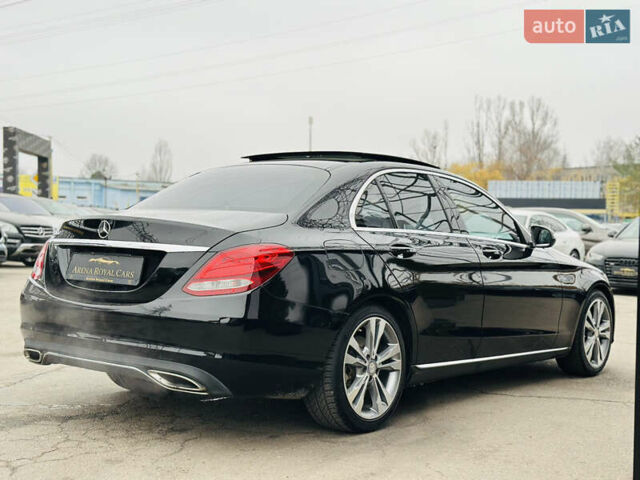 Чорний Мерседес Ц-Клас, об'ємом двигуна 2 л та пробігом 117 тис. км за 17500 $, фото 9 на Automoto.ua