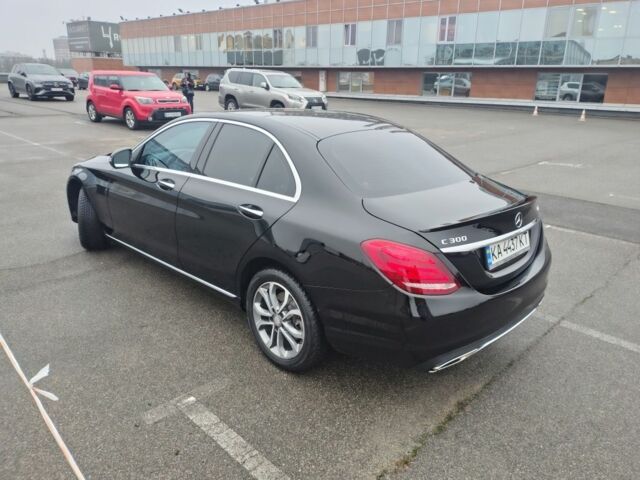 Черный Мерседес Ц-Класс, объемом двигателя 2 л и пробегом 105 тыс. км за 21500 $, фото 5 на Automoto.ua