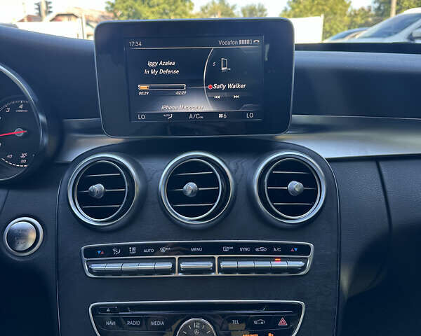 Чорний Мерседес Ц-Клас, об'ємом двигуна 2 л та пробігом 139 тис. км за 19900 $, фото 11 на Automoto.ua