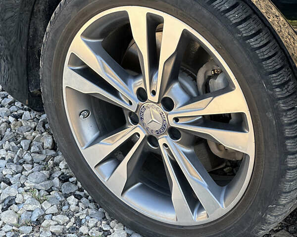 Чорний Мерседес Ц-Клас, об'ємом двигуна 2 л та пробігом 139 тис. км за 19900 $, фото 16 на Automoto.ua