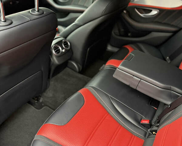 Чорний Мерседес Ц-Клас, об'ємом двигуна 3.98 л та пробігом 78 тис. км за 41500 $, фото 16 на Automoto.ua