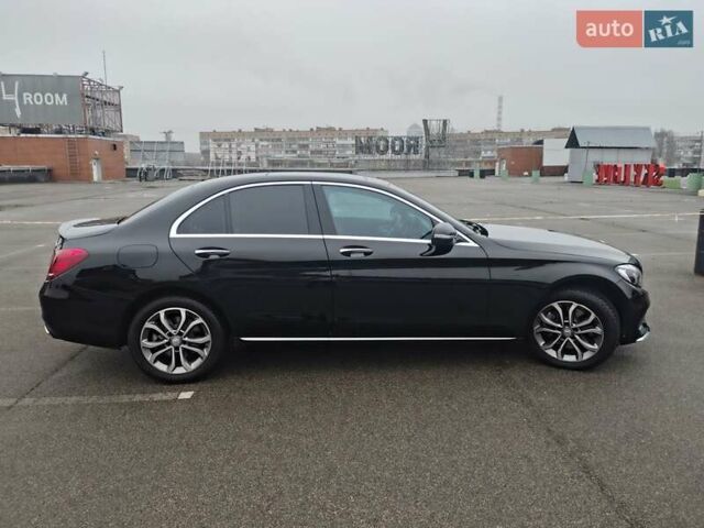 Черный Мерседес Ц-Класс, объемом двигателя 1.99 л и пробегом 105 тыс. км за 21500 $, фото 6 на Automoto.ua