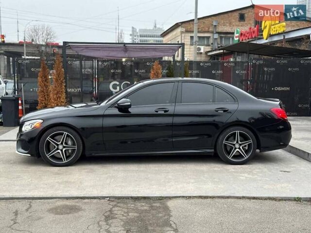 Черный Мерседес Ц-Класс, объемом двигателя 3 л и пробегом 105 тыс. км за 25000 $, фото 6 на Automoto.ua