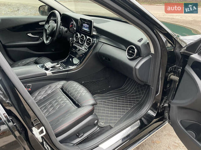 Черный Мерседес Ц-Класс, объемом двигателя 2.14 л и пробегом 340 тыс. км за 18999 $, фото 17 на Automoto.ua