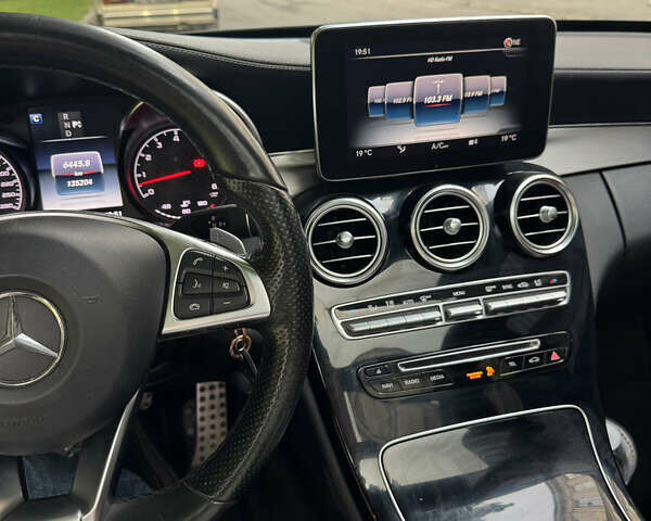 Чорний Мерседес Ц-Клас, об'ємом двигуна 3 л та пробігом 135 тис. км за 32000 $, фото 7 на Automoto.ua