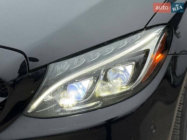 Черный Мерседес Ц-Класс, объемом двигателя 3 л и пробегом 105 тыс. км за 25000 $, фото 9 на Automoto.ua