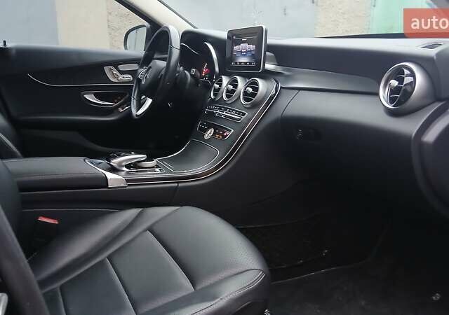 Черный Мерседес Ц-Класс, объемом двигателя 2 л и пробегом 184 тыс. км за 15900 $, фото 13 на Automoto.ua