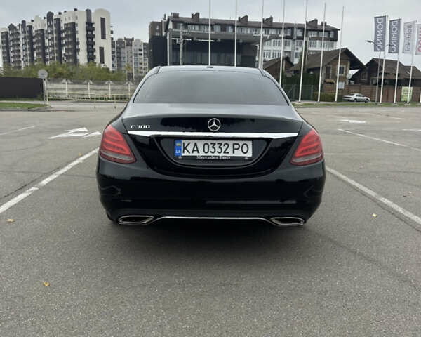 Черный Мерседес Ц-Класс, объемом двигателя 1.99 л и пробегом 157 тыс. км за 16900 $, фото 4 на Automoto.ua