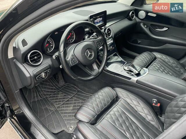 Черный Мерседес Ц-Класс, объемом двигателя 2.14 л и пробегом 340 тыс. км за 18999 $, фото 22 на Automoto.ua