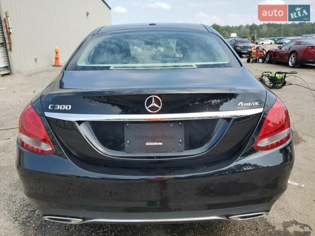 Чорний Мерседес Ц-Клас, об'ємом двигуна 2 л та пробігом 37 тис. км за 3900 $, фото 5 на Automoto.ua