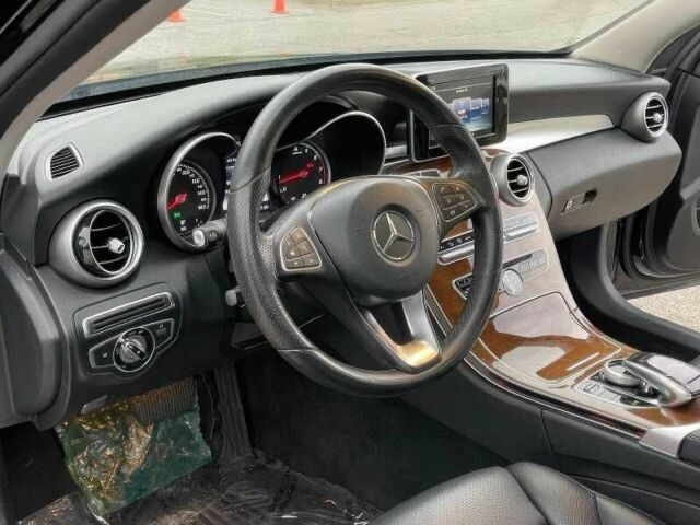 Чорний Мерседес Ц-Клас, об'ємом двигуна 2 л та пробігом 99 тис. км за 4700 $, фото 14 на Automoto.ua