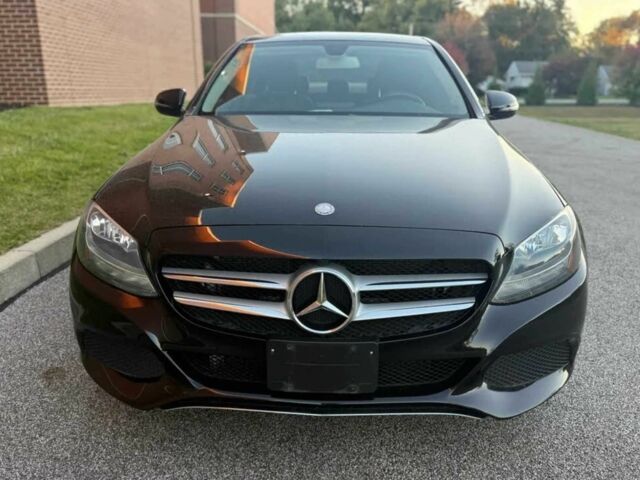 Черный Мерседес Ц-Класс, объемом двигателя 2 л и пробегом 87 тыс. км за 18000 $, фото 4 на Automoto.ua