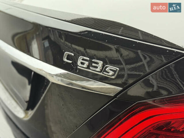 Чорний Мерседес Ц-Клас, об'ємом двигуна 3.98 л та пробігом 78 тис. км за 41500 $, фото 19 на Automoto.ua