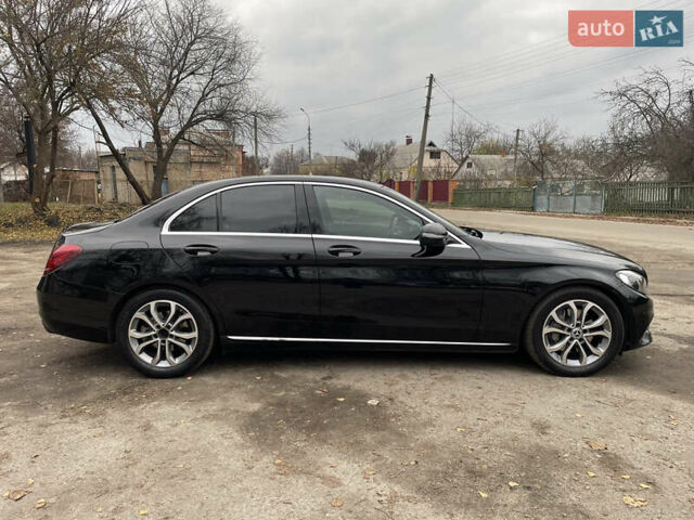 Черный Мерседес Ц-Класс, объемом двигателя 2.14 л и пробегом 340 тыс. км за 18999 $, фото 8 на Automoto.ua