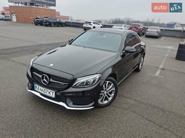 Черный Мерседес Ц-Класс, объемом двигателя 1.99 л и пробегом 105 тыс. км за 21500 $, фото 2 на Automoto.ua