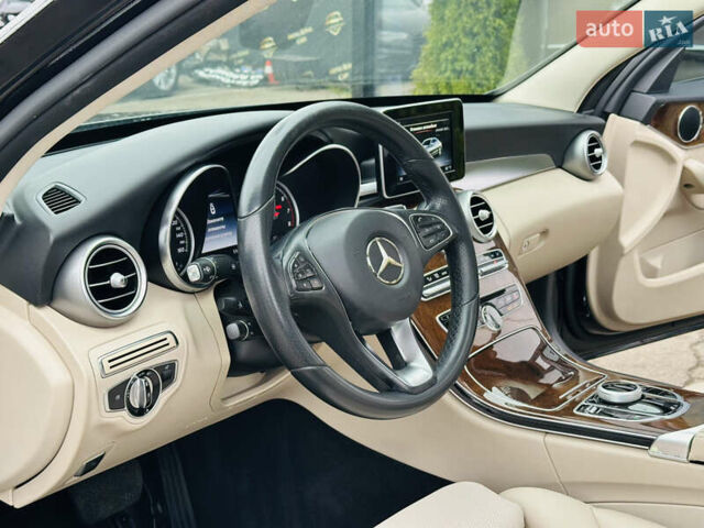 Чорний Мерседес Ц-Клас, об'ємом двигуна 2 л та пробігом 117 тис. км за 17500 $, фото 13 на Automoto.ua