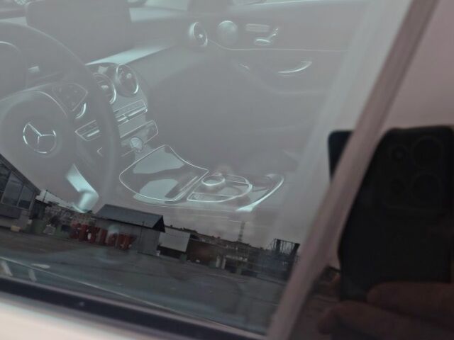 Черный Мерседес Ц-Класс, объемом двигателя 2 л и пробегом 105 тыс. км за 21500 $, фото 17 на Automoto.ua