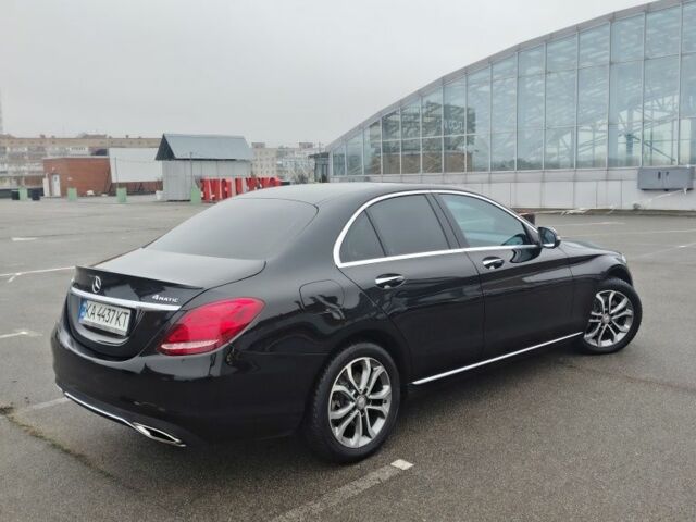 Черный Мерседес Ц-Класс, объемом двигателя 2 л и пробегом 105 тыс. км за 21500 $, фото 10 на Automoto.ua