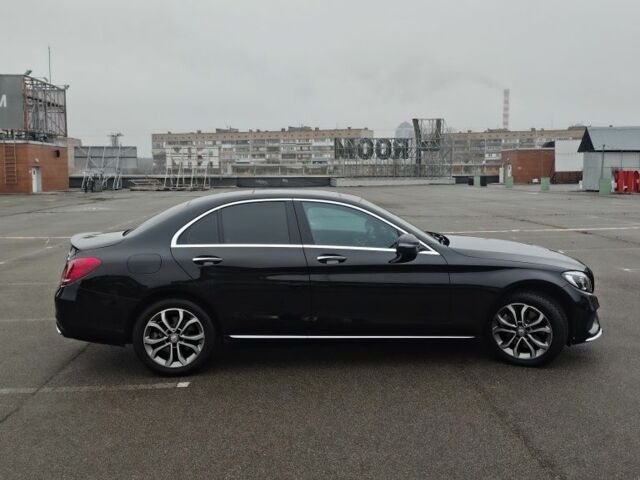 Черный Мерседес Ц-Класс, объемом двигателя 2 л и пробегом 105 тыс. км за 21500 $, фото 9 на Automoto.ua