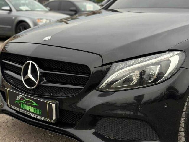 Чорний Мерседес Ц-Клас, об'ємом двигуна 1.6 л та пробігом 267 тис. км за 19650 $, фото 4 на Automoto.ua