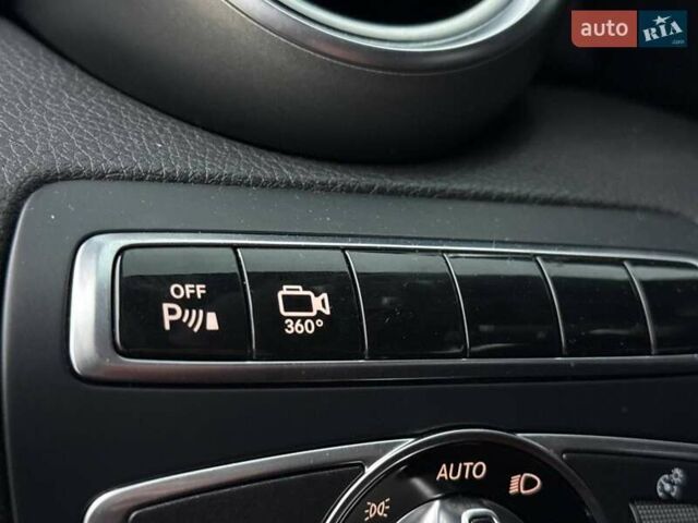 Черный Мерседес Ц-Класс, объемом двигателя 3 л и пробегом 105 тыс. км за 25000 $, фото 28 на Automoto.ua