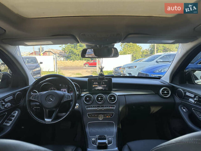 Чорний Мерседес Ц-Клас, об'ємом двигуна 2 л та пробігом 139 тис. км за 19900 $, фото 10 на Automoto.ua
