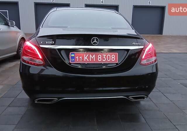 Черный Мерседес Ц-Класс, объемом двигателя 2 л и пробегом 184 тыс. км за 15900 $, фото 4 на Automoto.ua