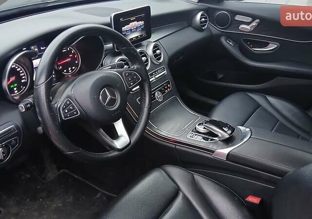 Черный Мерседес Ц-Класс, объемом двигателя 2 л и пробегом 184 тыс. км за 15900 $, фото 11 на Automoto.ua