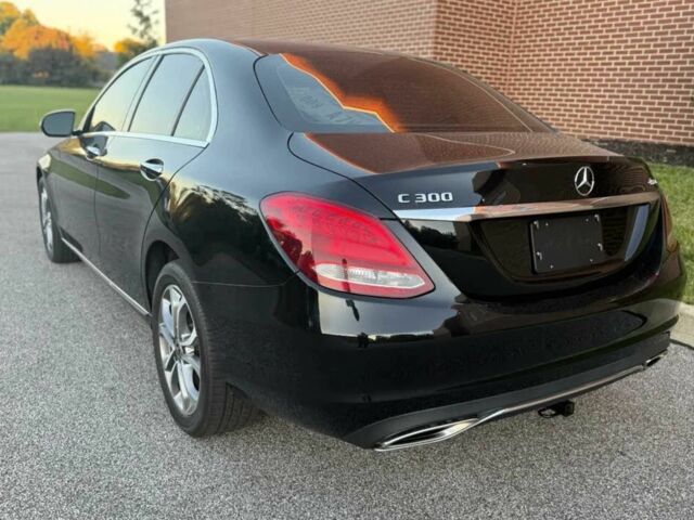 Черный Мерседес Ц-Класс, объемом двигателя 2 л и пробегом 87 тыс. км за 18000 $, фото 7 на Automoto.ua