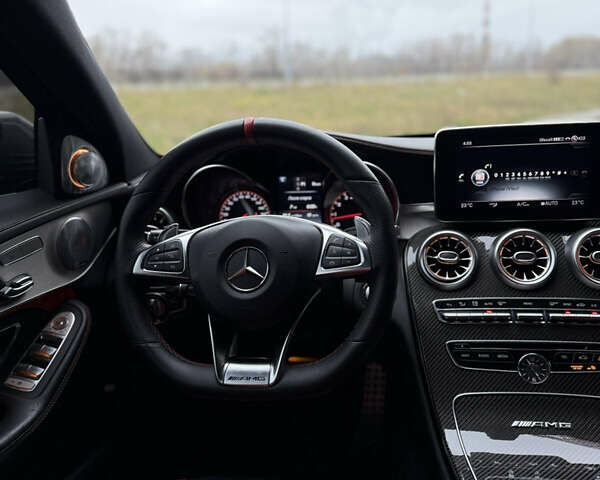 Чорний Мерседес Ц-Клас, об'ємом двигуна 3.98 л та пробігом 78 тис. км за 41500 $, фото 15 на Automoto.ua