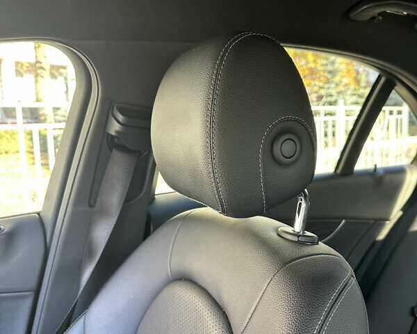 Черный Мерседес Ц-Класс, объемом двигателя 2.2 л и пробегом 93 тыс. км за 30300 $, фото 9 на Automoto.ua