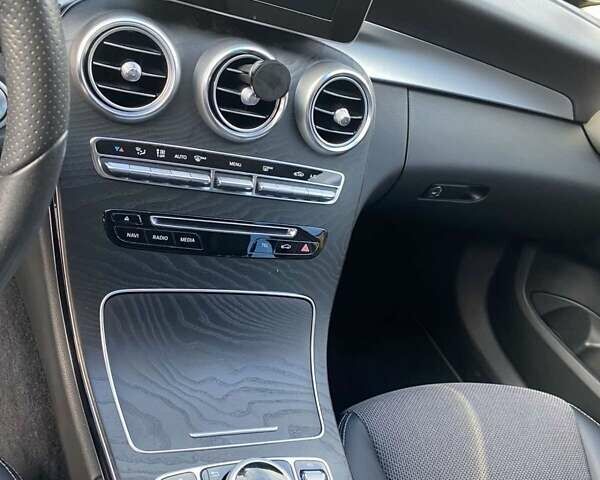 Черный Мерседес Ц-Класс, объемом двигателя 1.6 л и пробегом 53 тыс. км за 22000 $, фото 25 на Automoto.ua