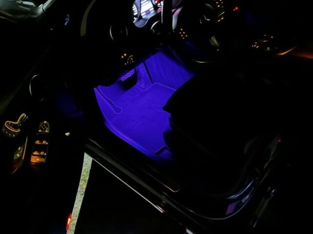 Черный Мерседес Ц-Класс, объемом двигателя 2 л и пробегом 129 тыс. км за 22500 $, фото 6 на Automoto.ua