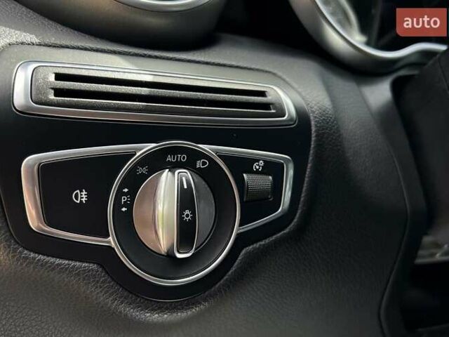 Черный Мерседес Ц-Класс, объемом двигателя 2 л и пробегом 91 тыс. км за 27300 $, фото 21 на Automoto.ua