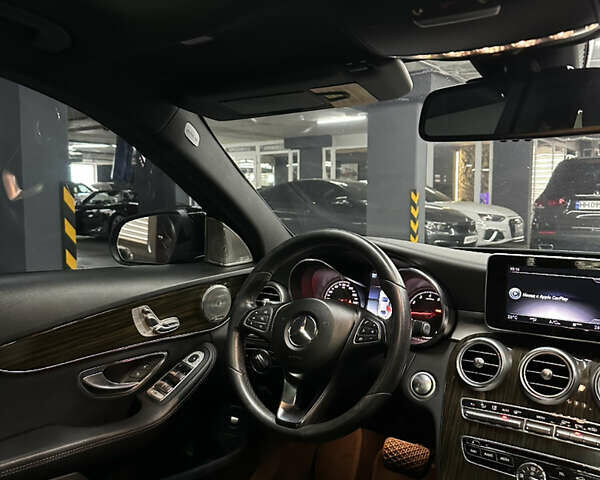 Черный Мерседес Ц-Класс, объемом двигателя 2 л и пробегом 126 тыс. км за 21999 $, фото 15 на Automoto.ua