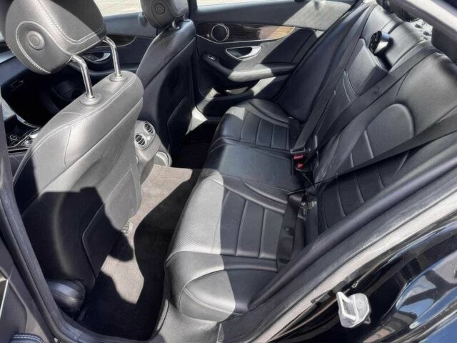 Чорний Мерседес Ц-Клас, об'ємом двигуна 2 л та пробігом 68 тис. км за 4800 $, фото 16 на Automoto.ua